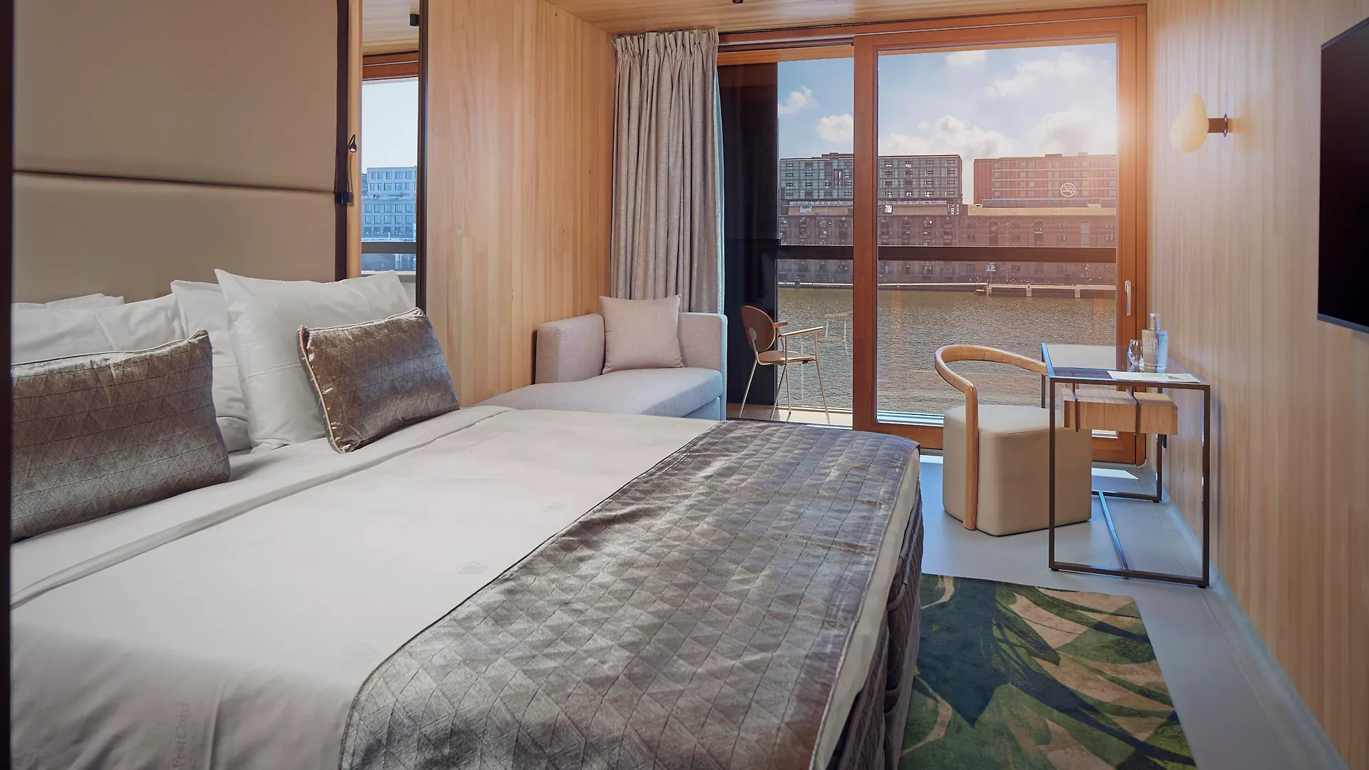 Hotel Jakarta Amsterdam