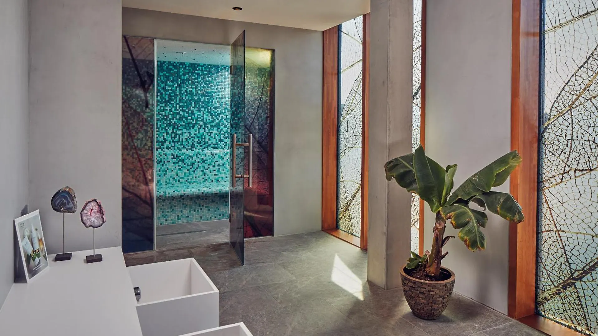 Hotel Jakarta Amsterdam 4*,